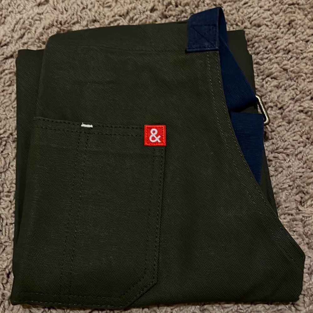 Hedley & Bennett Essential Apron Olive NWT